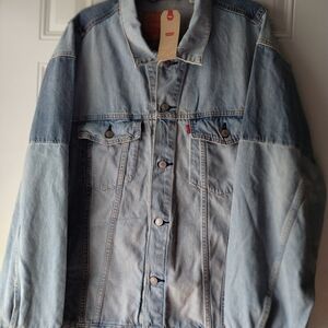 Levi’s Classic Denim Trucker Jacket Light Wash – Size 3XL – New With Tags